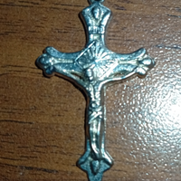 Collana con croce argentata vintage