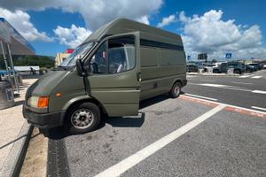 Furgone camperizzato Ford