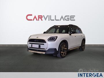 MINI Mini Countryman 2.0 48V D Favoured auto