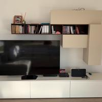 Parete attrezzata per tv