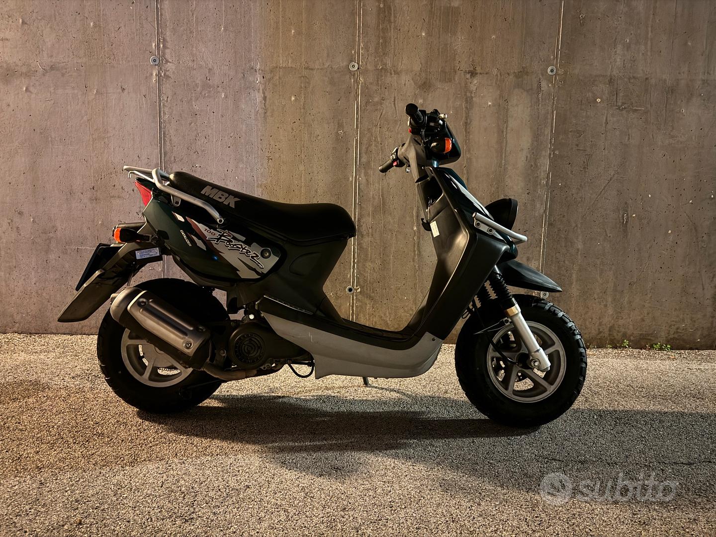 Bws Scooter Yamaha Bws 100 Usato Asiento Bws100 Yamaha Usado