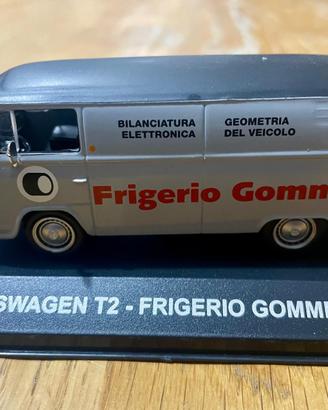 Pulmino VW T2 i976 Frigerio Gomme.