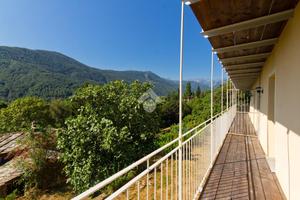 3 LOCALI A TORRE PELLICE