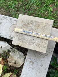 Piedistalli in marmo