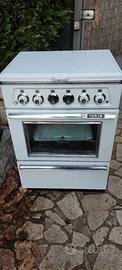Cucina a gas vintage forno elettrico