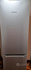 Frigorifero Ariston con congelatore