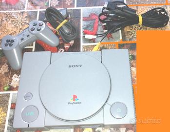 SONY PS1 PLAYSTATION 1 COMPLETA E FUNZIONANTE LEGG