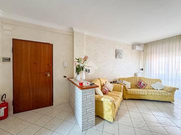 5 LOCALI A PONTEDERA