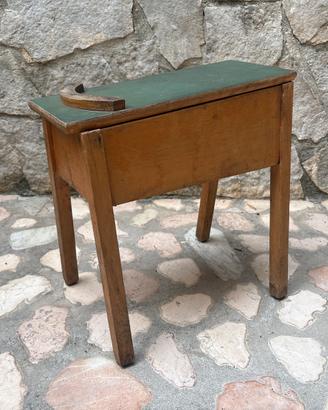 Sgabello lustrascarpe
