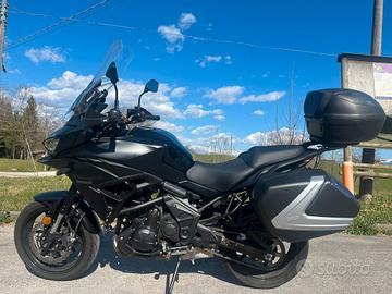 Versys 650 Black