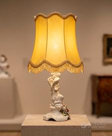 Lampada Figurativa con Paralume Plissé Dorato