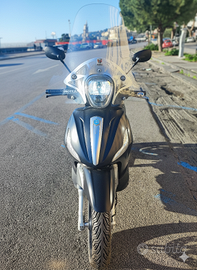 🏁 Piaggio Beverly 350 (2018)