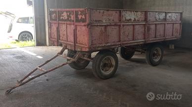 Carro rimorchio agricolo