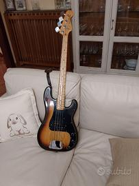 Basso Fender precision degli anni 70