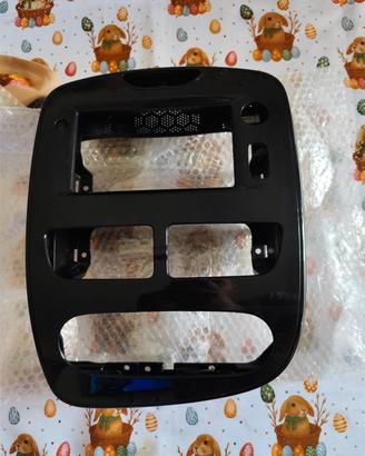 mascherina autoradio Renault Clio 4