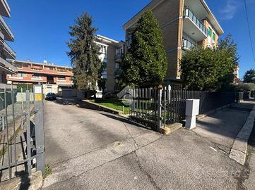 AUTORIMESSA A LATINA