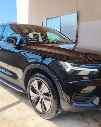 Volvo XC40 T4 Plus Dark VAN