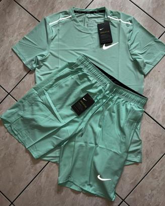 Completo Nike Dri-Fit Breathe Verde Acqua- nuovo