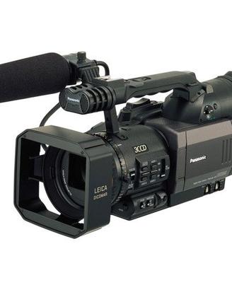 Panasonic AG-DVX100B