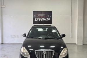 Lancia Ypsilon 1.2 69 CV 5 porte S&S Platinum