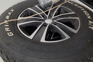 265 70 r17 + cerchi in lega Mak + bulloneria