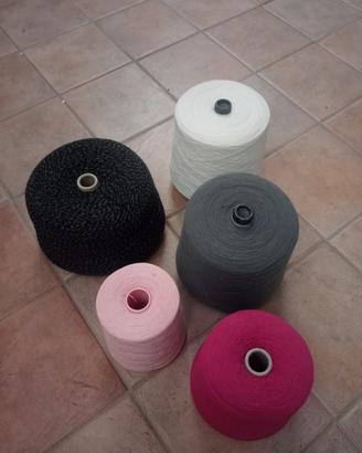 rocche di lana(disponibili anche altri colori)