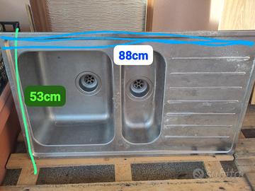 Lavello cucina in acciaio