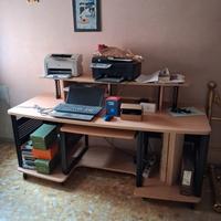 scrivania studio ufficio 