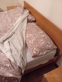 Camera con balcone giardinetto