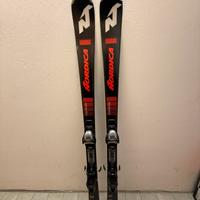 Sci Nordica Dobermann Spitfire con attacchi