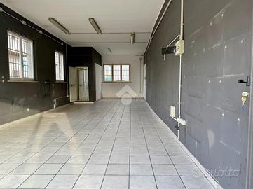 LABORATORIO A MOSCIANO SANT'ANGELO