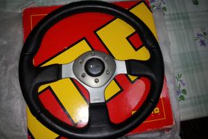 Volante momo + calice OMP