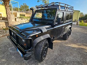 Land Rover Defender 90 serie300