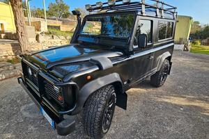 Land Rover Defender 90 serie300