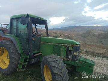John Deere 6800