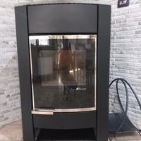 Termostufa idro DEMANINCOR