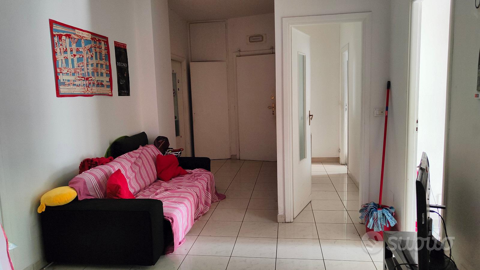 Stanza singola in San Salvario, foto 5 di 5