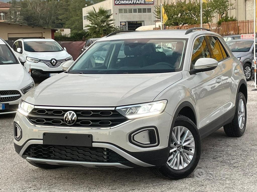 Volkswagen T-Roc 1.0 TSI Life optional e dotazioni di serie 