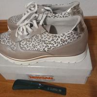 Scarpe newsan