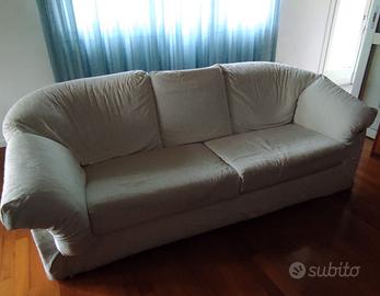 DIVANO 3 POSTI