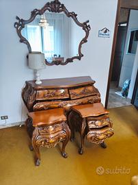 Arredo in legno lavorato 