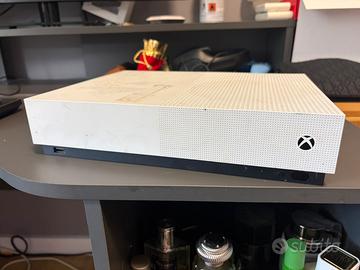 Xbox One S Digital Con Joystick Gamesir e Cuffie