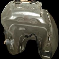 serbatoio e altri ricambi kawasaki zr7 