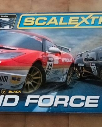 Scalextric Grid Force Pista 1:32 (senza auto)