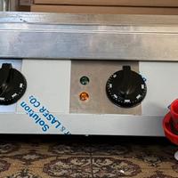 Piastra professionale per scaldare le piadine