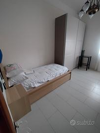 Camera singola per studenti con conteatto