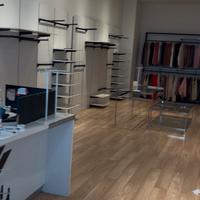 Arredo completo per negozio