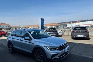 Volkswagen Tiguan 2.0 tdi Life 150cv dsg / NO VINC
