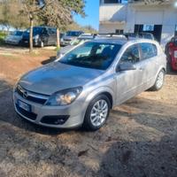 Opel Astra 1.6 16V Twinport 5 porte Cosmo km 103mi