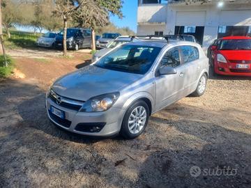 Opel Astra 1.6 16V Twinport 5 porte Cosmo km 103mi